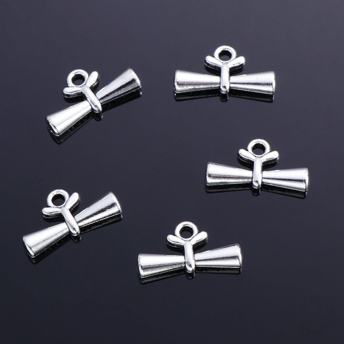 20 szt. zawieszek w kształcie  – Jewelry Making Diploma recenzja i cena